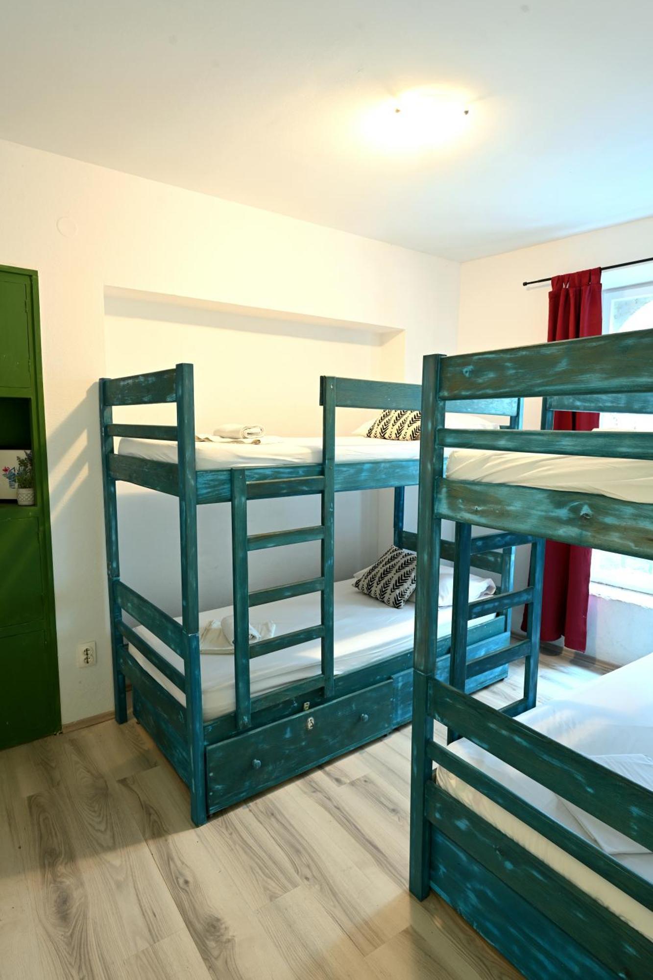 White Rabbit Hostel ฮวาร์ ภายนอก รูปภาพ